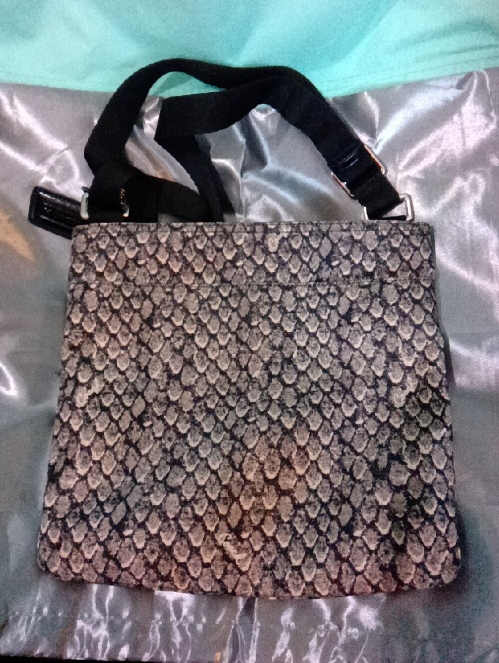 Coach Getaway Snake-Print Crossbody Bag - Picture 2 of 6